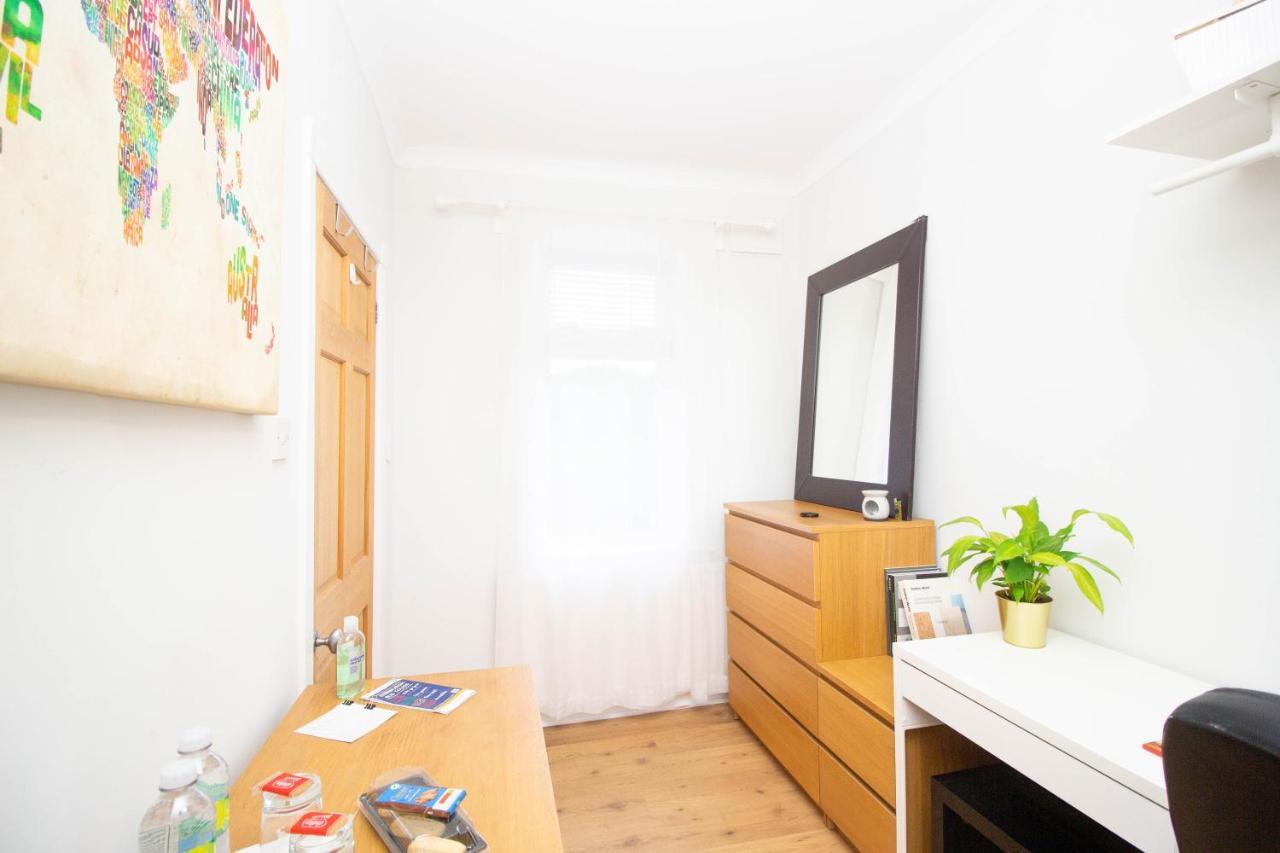 Lele'S Flat Edinburgh - 15 Minutes To Airport & City Centre エクステリア 写真