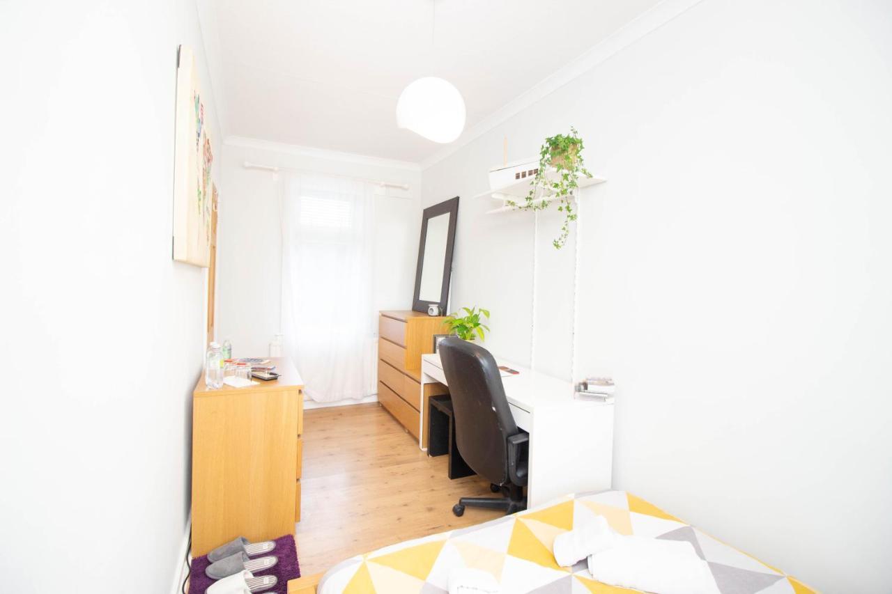 Lele'S Flat Edinburgh - 15 Minutes To Airport & City Centre エクステリア 写真